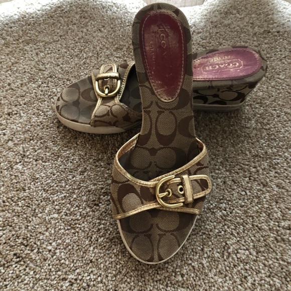 Coach signature wedges. - Picture 1 of 6